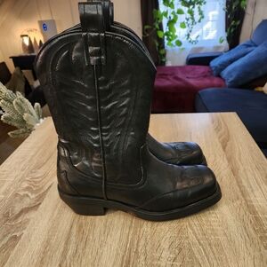 Zara Embroidered Leather Cowboy Boots